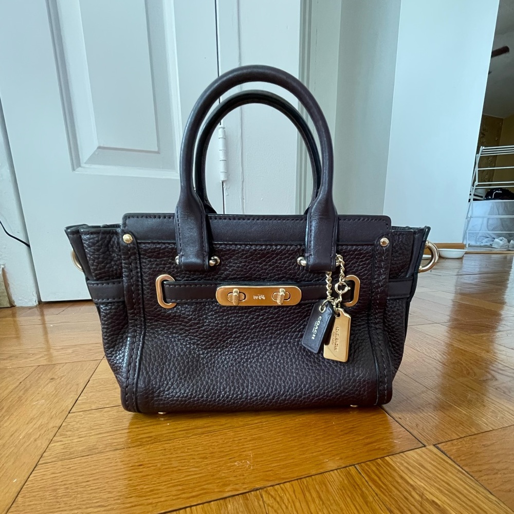 Coach Swagger Carryall Handbag Crossbody Bag